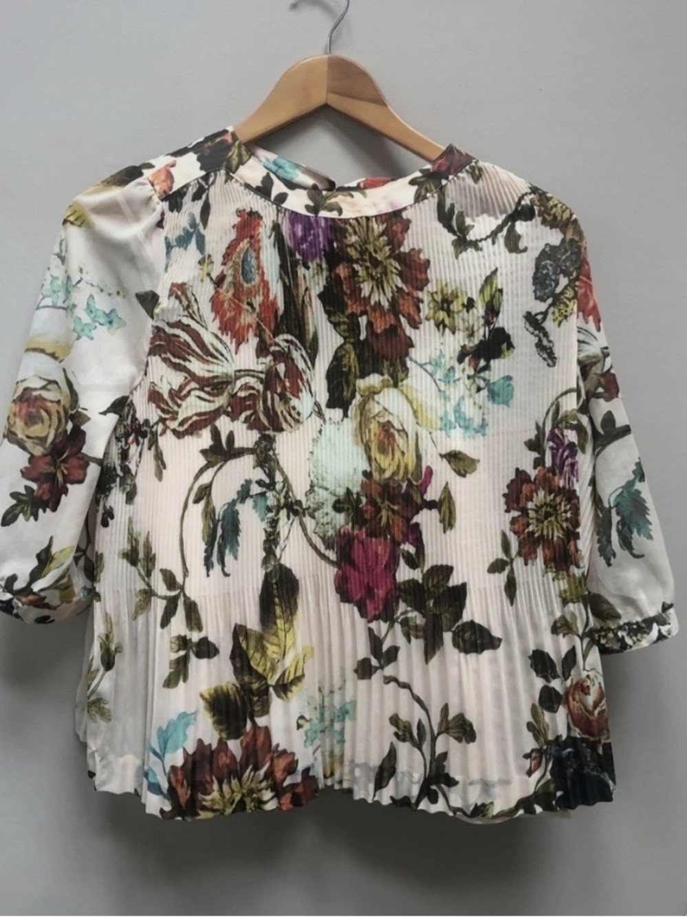 Ted Baker Floral Pleated High Neck Chiffon Blouse - Size 3 (US 8/10)